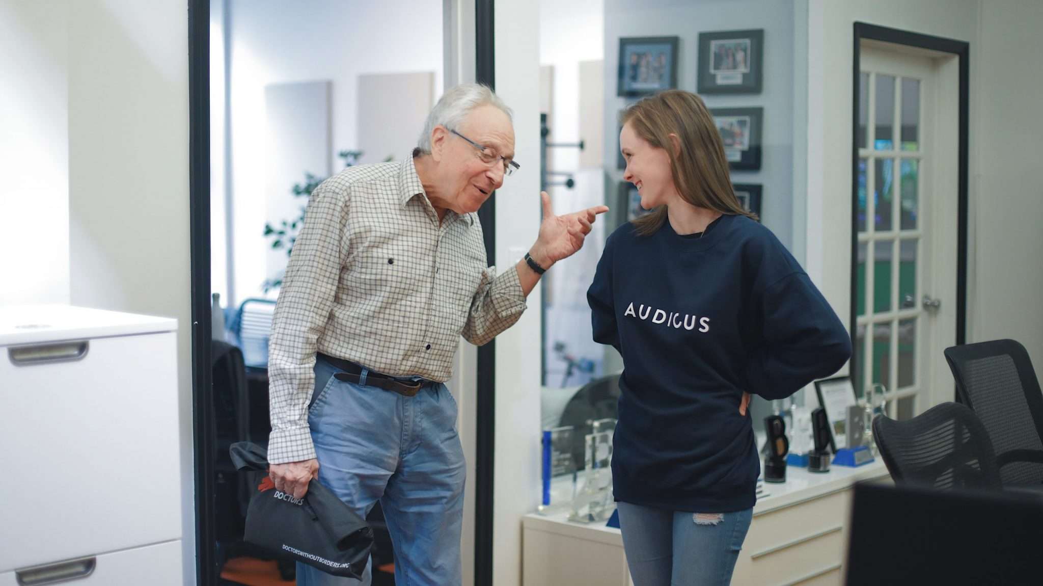 Audicus Hearing Clinic patient enjoys wonderful customer service after buying an Audicus Hearing Aid at the Audicus Hearing Clinic in Lone Tree